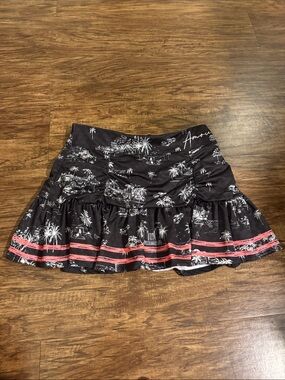 Lucky in love skirt size xs